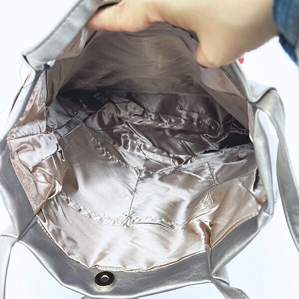 オサムグッズ 合皮ハンドルタックトートバッグ (ブロンズ)