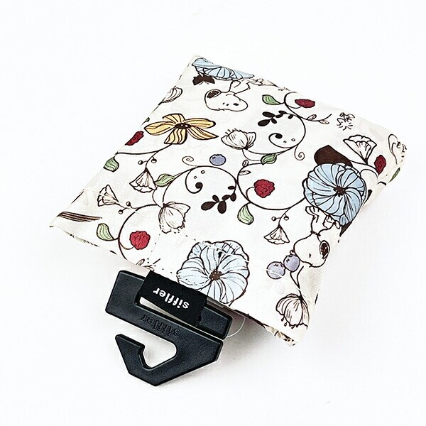 スヌーピー フラワーベージュ 折りたたみコンビニバッグ SNOOPY