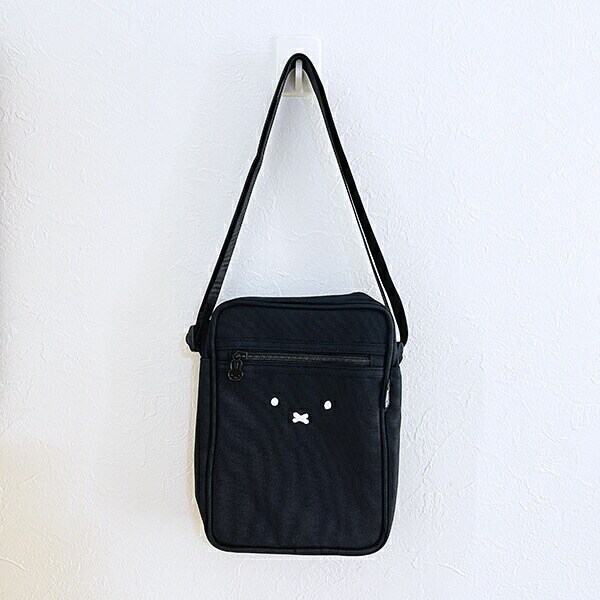 ミッフィー miffy フェイス 縦型ショルダーバッグ ブラック