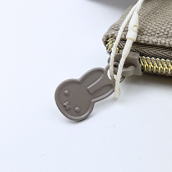 ミッフィー miffy 刺繍帆布ポーチ(M)  グレージュ(ミッフィーフェイス)
