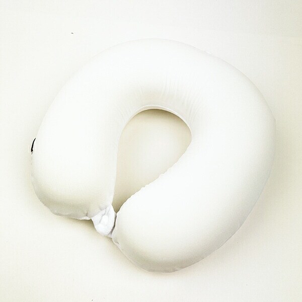 サンリオ ハローキティ 低反発枕 (ホワイトハート) ネックピロー Sanrio