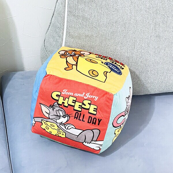 トムとジェリー タフィー CHEESE FUN！ サイコロクッション