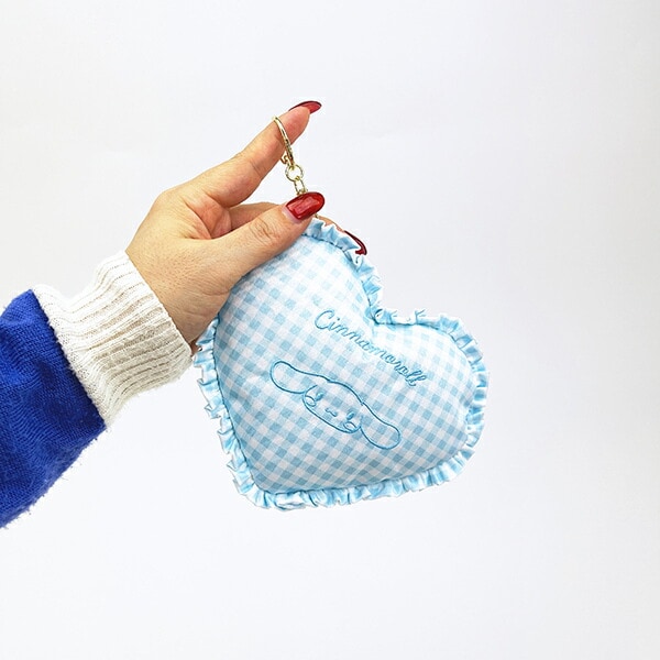 サンリオ シナモロール サンリオキャラクターズ ハートクッションポーチ シナモン Sanrio