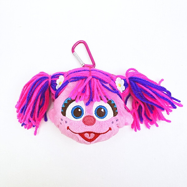 セサミストリート アビー カラビナ付きぬいぐるみファスナーマスコット ピンク