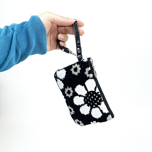 内藤ルネ ストラップポーチ小 ブラック 小物入れ 化粧品入れ