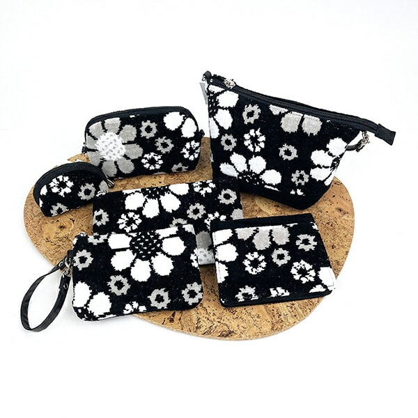 内藤ルネ コスメポーチ ブラック 小物入れ 化粧品入れ