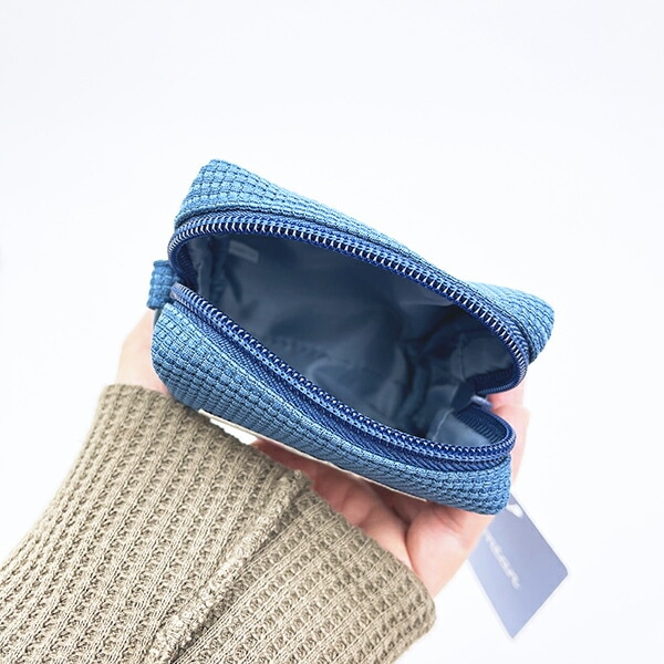 ノンタン ボールまてまてまて スクエアポーチ ブルー 文具 eHONTOMO