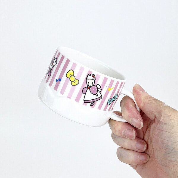 サンリオ  50th ANNIVERSARY ハローキティ ケーキ型ティーセット 食器 コップ Sanrio