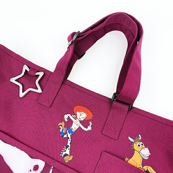 ディズニー トイストーリー マルチポケットトートバッグ(ワインレッド) ACCOMMODE アコモデ Disney