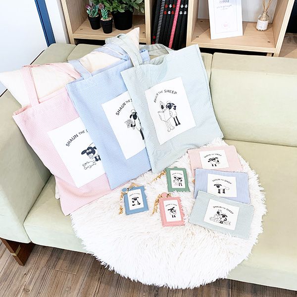 ひつじのショーン ストライプ  パスケース ブルー リール付き 定期入れ ICカードケース 学校 オフィス