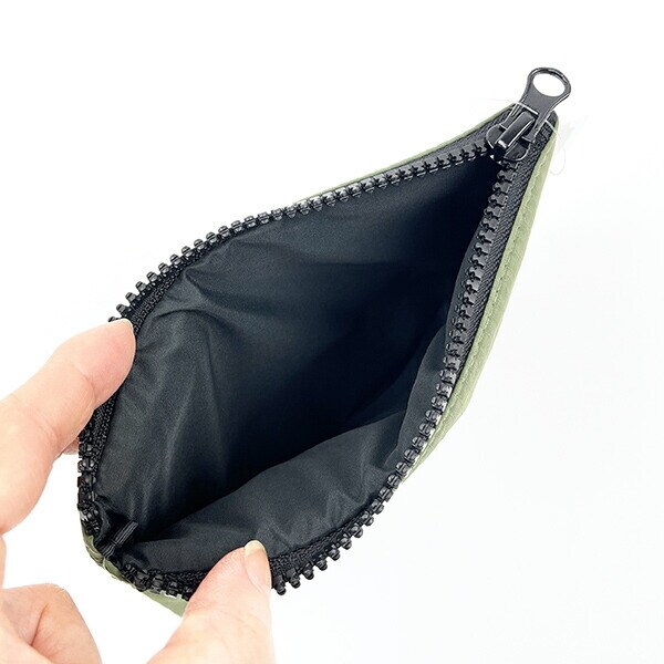 トムとジェリー CHEES DAY フラットポーチ (カーキ)