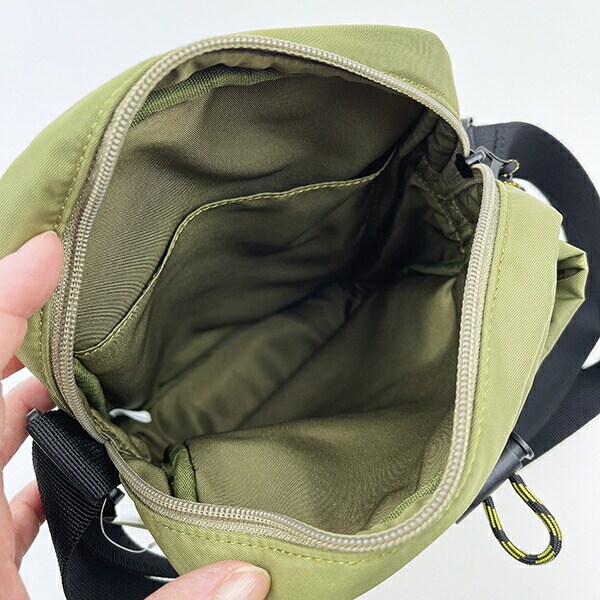 トムとジェリー フーディーショルダーバッグ (カーキ)