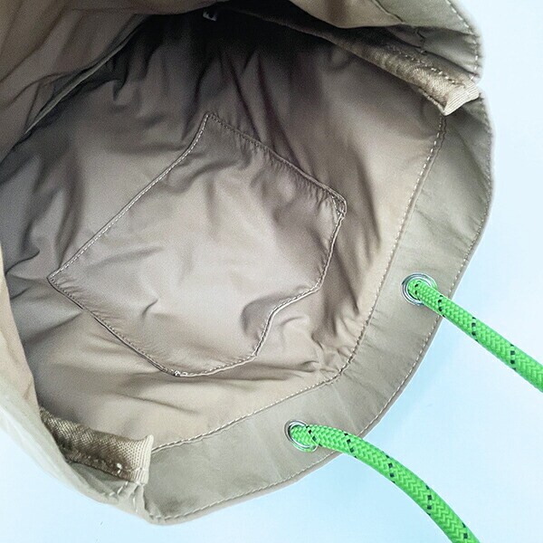 トムとジェリー サングラストートバッグ (ベージュ)