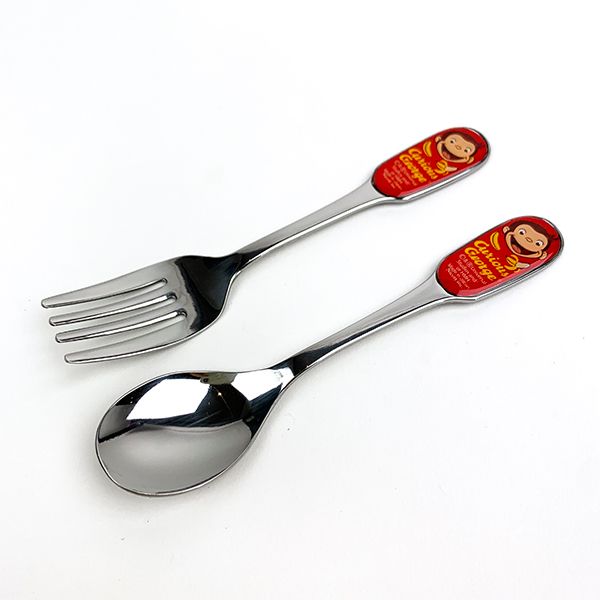 おさるのジョージ ペアカトラリー2 スプーン フォーク 食事 ごはん こども 赤 プレゼント 日本製