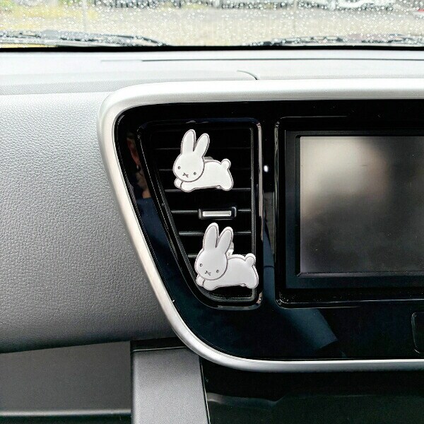 ミッフィー エアコンルーバーアクセサリー うさぎホワイト＆グレー カー用品 miffy