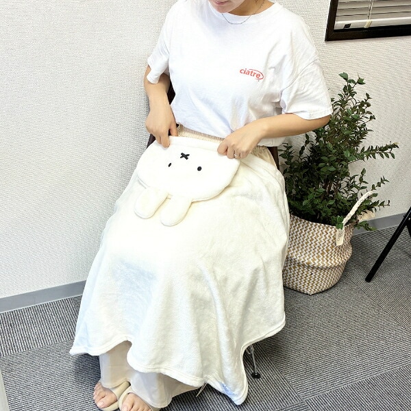ミッフィー ブランケットになるヘッドレストセレクション ホワイト カー用品 miffy