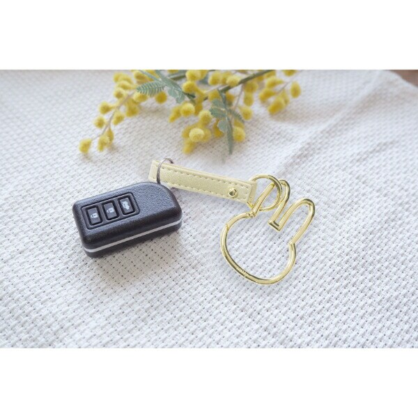 ミッフィー miffy カラビナスマートキーホルダー ゴールド ストラップ フェイス カー用品