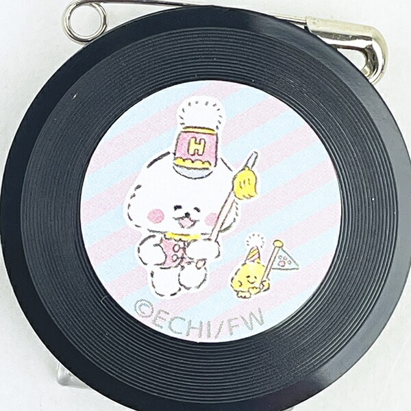 ほわころくらぶ レコード缶バッジ(スタンド付き) サックス