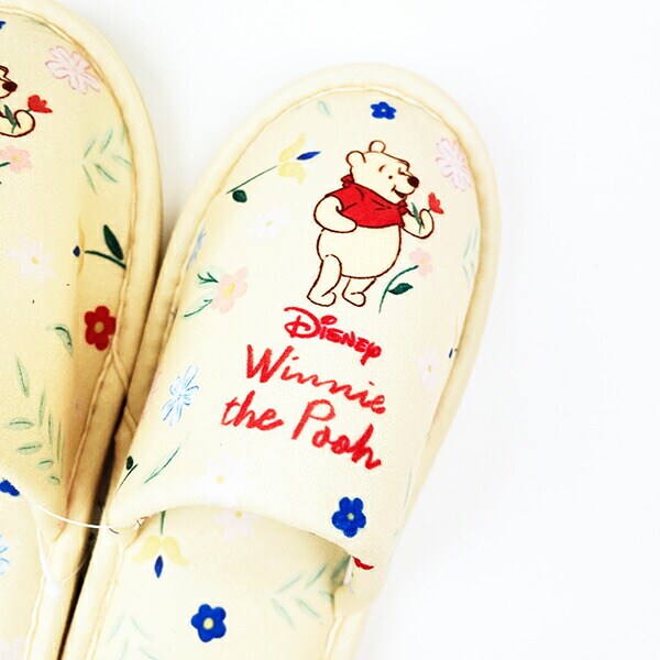 ディズニー くまのプーさん リーフフラワーガーデン スリッパ 約22cm～24cm対応 ルームシューズ ベージュ Disney