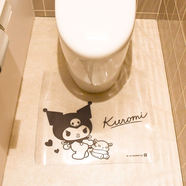 サンリオ クロミ 透明トイレマット モノクロあるき Sanrio