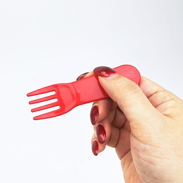 サンリオ ハローキティ 丸型ランチボックス2段（フォーク付き） お弁当箱 日本製 Sanrio