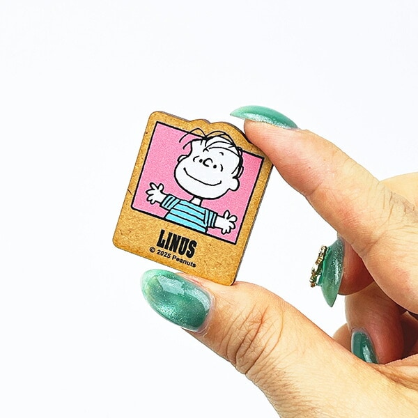 スヌーピー 木のクリップ(4個セット) パーティーグリーン 文具 PEANUTS 75th 日本製 SNOOPY