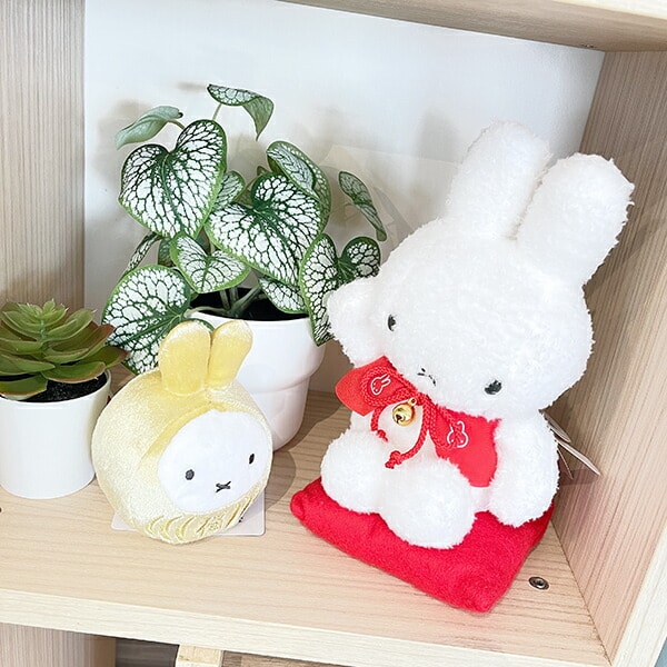 ミッフィー miffy 福だるまマスコットキーチェーン ゴールド ぬいぐるみ