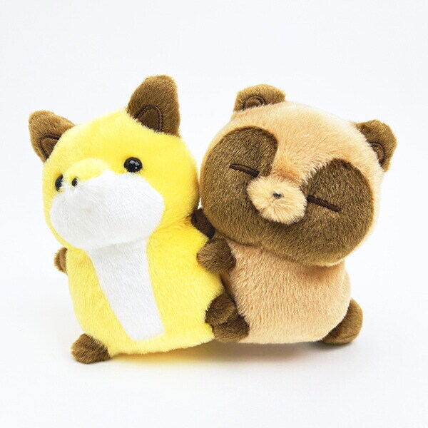 タヌキとキツネ 抱きつき ぬいぐるみ