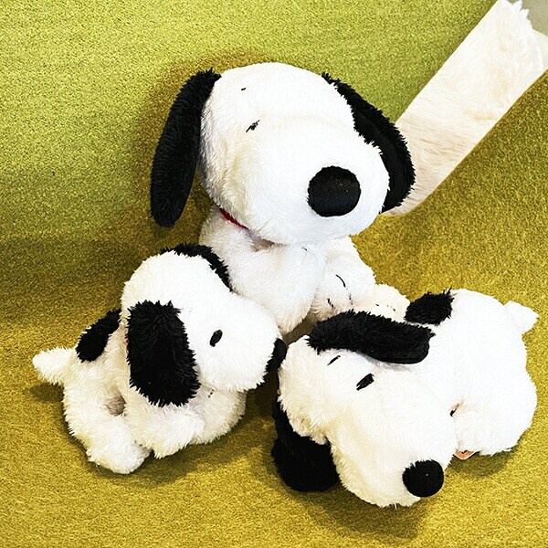 スヌーピー くたくた ぬいぐるみ(M) SNOOPY