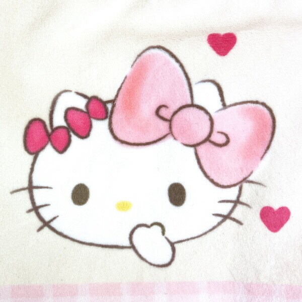 サンリオ ハローキティ 50th ふわふわ巾着ポーチ（ピンク） Sanrio