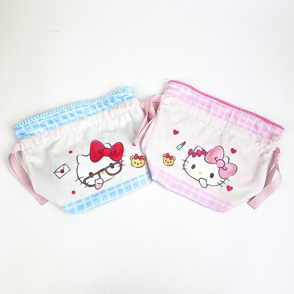 サンリオ ハローキティ 50th ふわふわ巾着ポーチ（ブルー） Sanrio