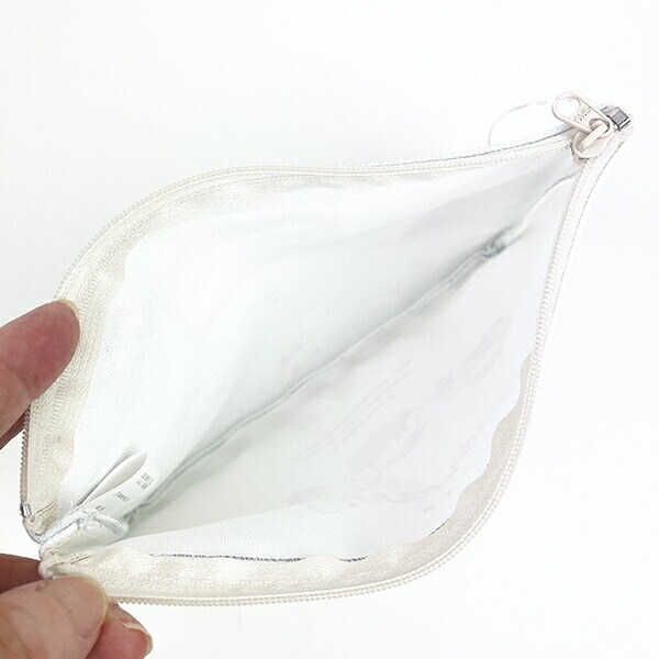 サンリオ のんびり シナモロールフラットポーチ(ブルー) Sanrio 日本製