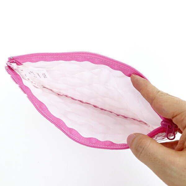 サンリオ ハローキティ キルティングポーチ（カオハナ） 50th Anniversary