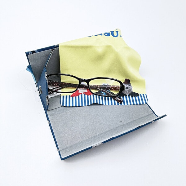 パペットスンスン ジャガード折りたたみメガネケース(総柄)