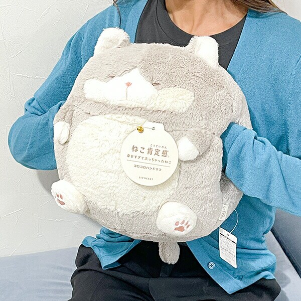 ねこ肯定感 はちわれのかつお コロコロハンドマフ ぬいぐるみ