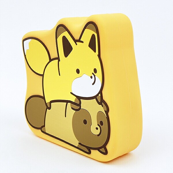 タヌキとキツネ シリコンポーチ 2021ver.