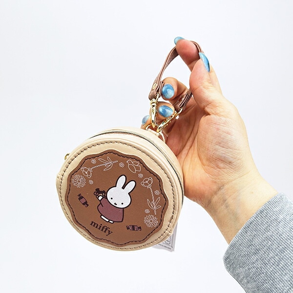ミッフィー miffy ラウンドマカロンポーチ チョコレート