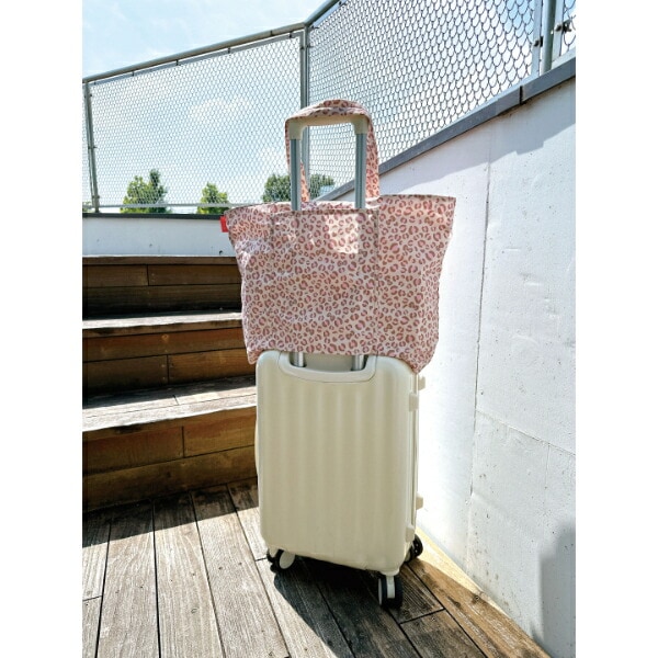 サンリオ ハローキティ パッカブル トートバッグ Lサイズ (Houndstooth) 折り畳み  Sanrio