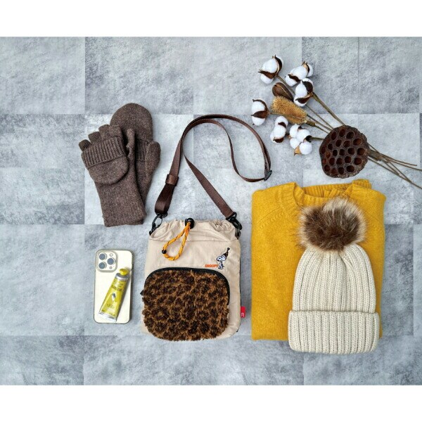 スヌーピー ボアポケットミニショルダーバッグ ブラック SNOOPY