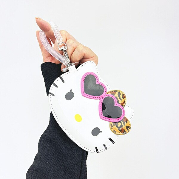 サンリオ ハローキティ パスケース リボンヒョウ柄 定期入れ Sanrio