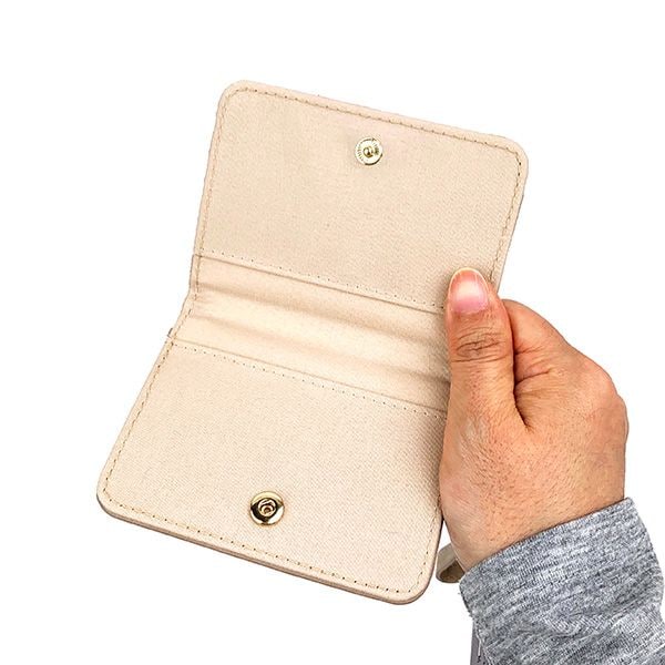 ポケットモンスター オープンパスケース ミミッキュ 定期入れ ベージュ ポケモン キルティング　ポケモン