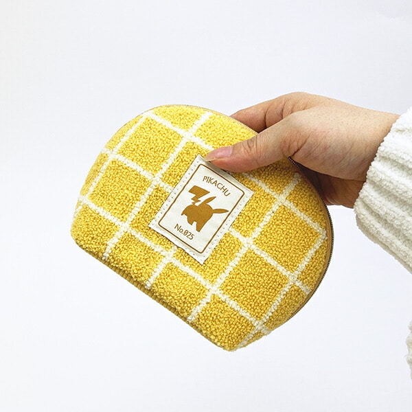 ポケットモンスター ピカチュウ ラウンドポーチ もこもこサガラシリーズ (イエロー) ポケモン