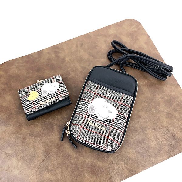 スヌーピー ラウンドジップショルダーチェック スマホポーチ スマホショルダー バッグ