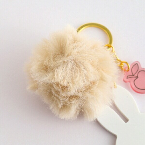 ミッフィー miffy ファー付きアクリルキーホルダー ベージュ