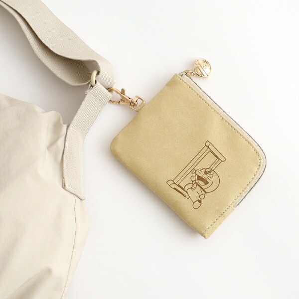 ドラえもん マルチカードケース（どこでもドア） 文具