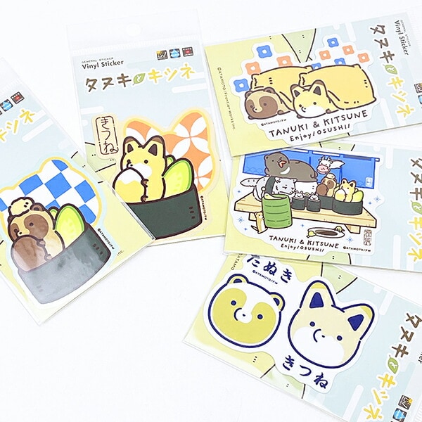 タヌキとキツネ フェイス ダイカットビニールステッカー 日本製