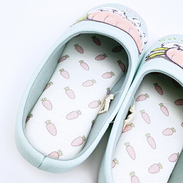 ヨッシースタンプ うさぎさんとくまさん ルームシューズ(にんじん柄) スリッパ