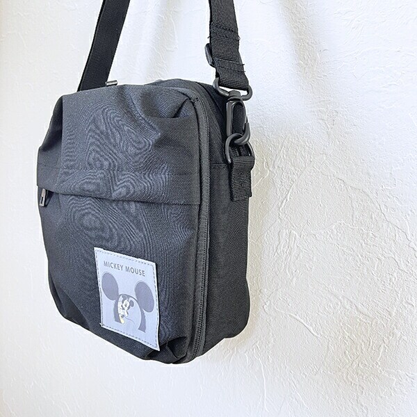 ディズニー ミッキー ショルダーバッグ  (ブラック) Disney
