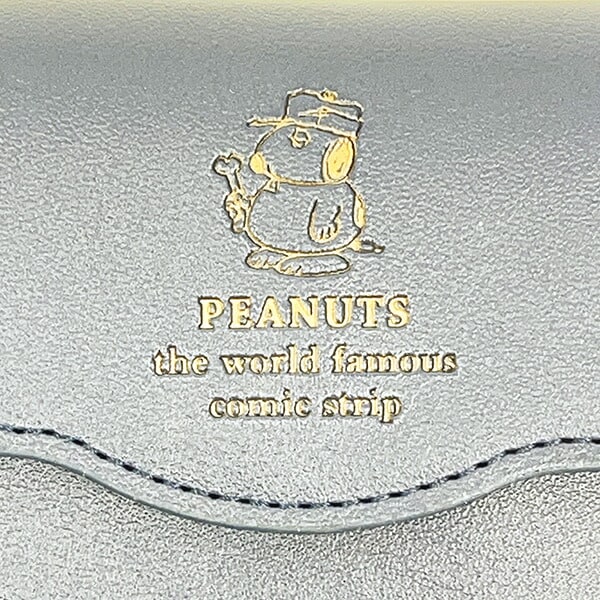 スヌーピー オラフ 折りたたみ二つ折り財布 ワンポイントエンボス SNOOPY