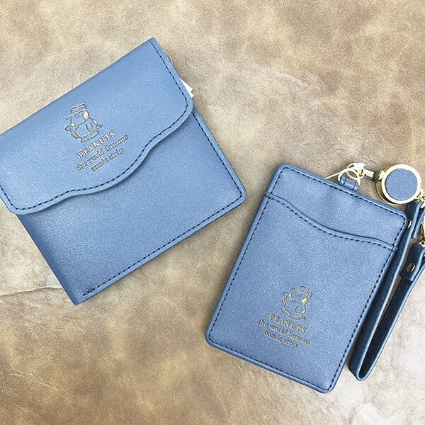 スヌーピー オラフ 折りたたみ二つ折り財布 ワンポイントエンボス SNOOPY